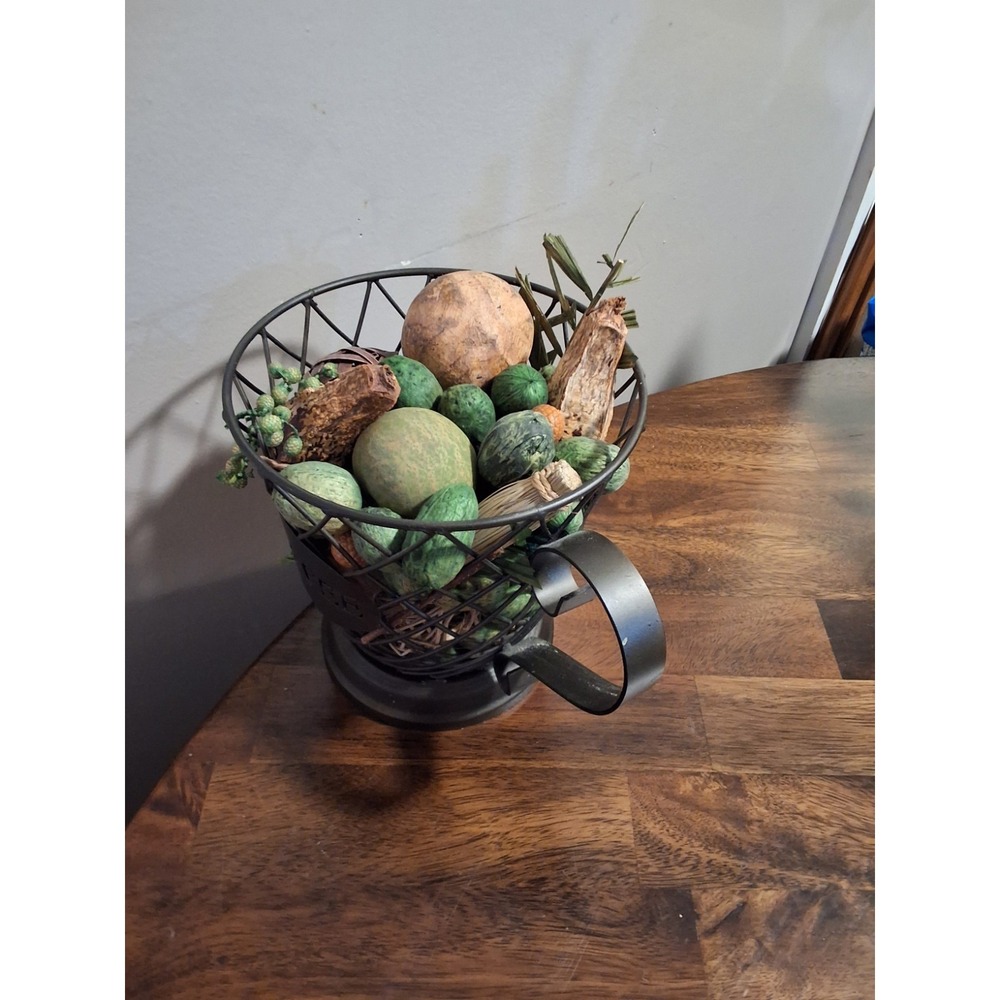 Vintage Set Of 3D Resin Coffee Wall Art & Metal "Coffee Cup" Holder For Pods - Picture 10 of 12